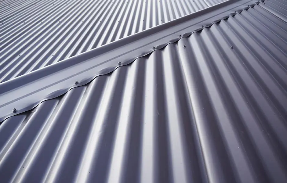 Metal roofing system on modern structure